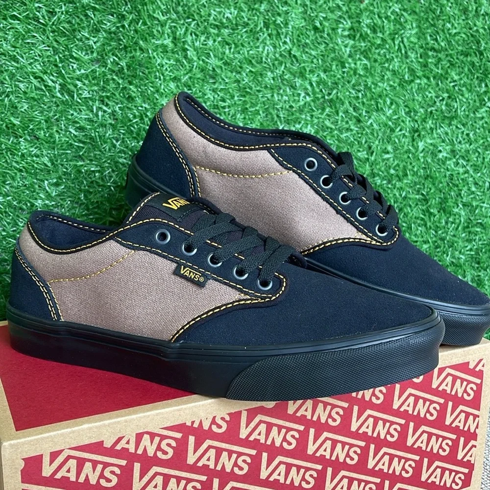 Vans WMNS Atwood Outcore Phantom/Black
VN000CX8B29
Sneakers - Picture 6 of 16
